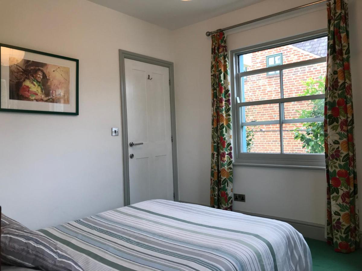 Lake Street Accommodation Oxford Dış mekan fotoğraf